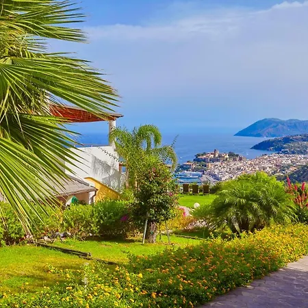 Casa Nostra, Stunning, Elegant In With Pool Villa *