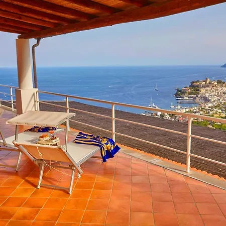 Casa Nostra, Stunning, Elegant In With Pool Villa Lipari (Isola Lipari)