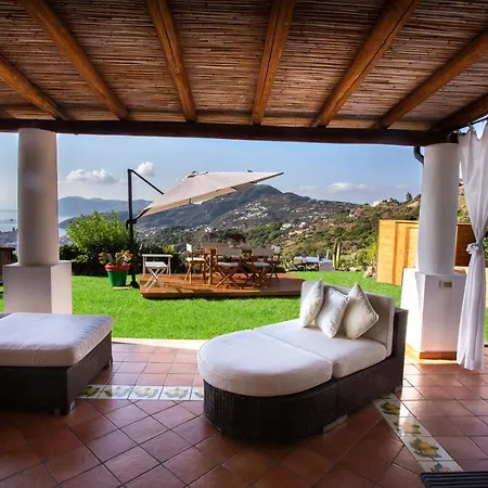 Casa Nostra, Stunning, Elegant In With Pool Lipari (Isola Lipari)
