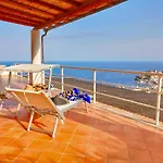 Casa Nostra, Stunning, Elegant In With Pool *